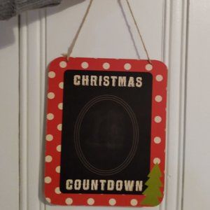 Hanging Chalkboard Christmas Countdown